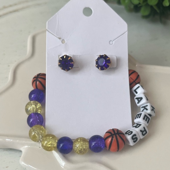 Jewelry - Purple and Gold tone stretchy Bracelet and Earrings Set